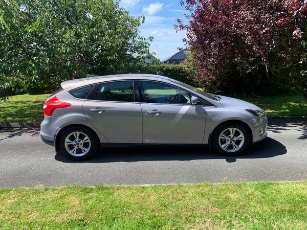 Ford Focus Hatchback, Diesel, 2013, Grey