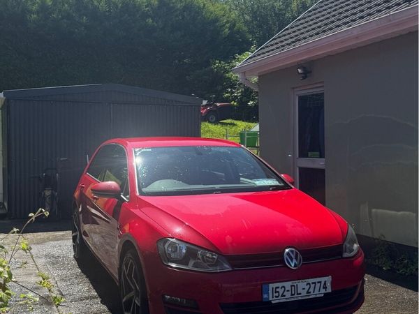 Volkswagen Golf Hatchback, Diesel, 2015, Red