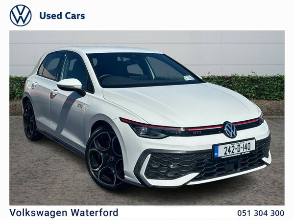 Volkswagen Golf Estate, Petrol, 2024, White
