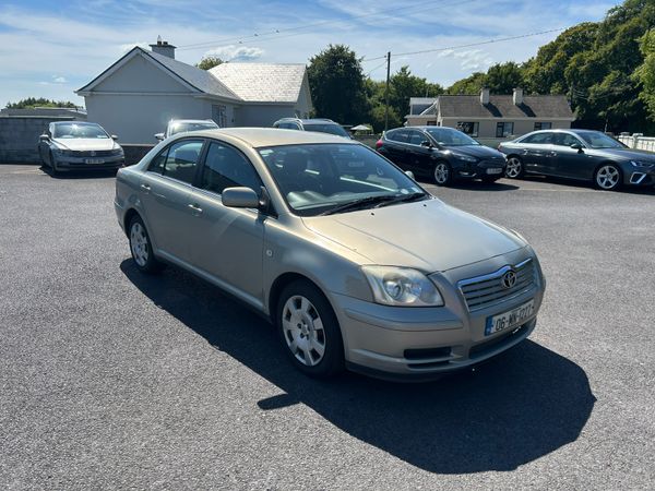 Toyota Avensis Saloon, Petrol, 2006, Green
