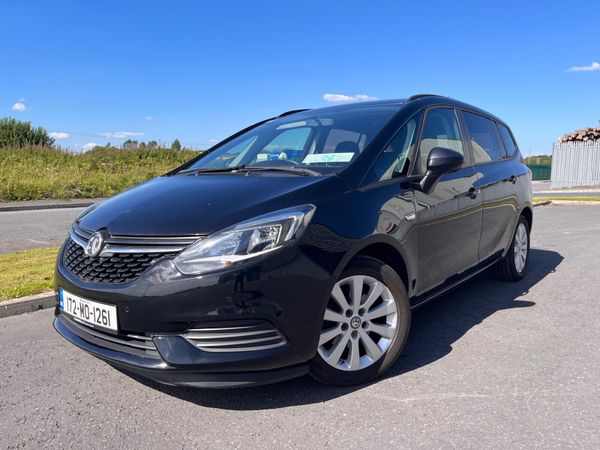 Vauxhall Zafira MPV, Petrol, 2017, Black
