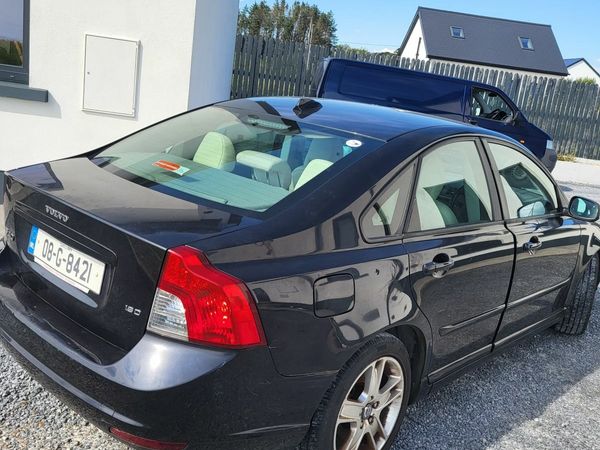Volvo S40 Saloon, Diesel, 2008, Black