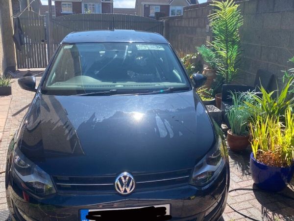 Volkswagen Polo Hatchback, Petrol, 2011, Black