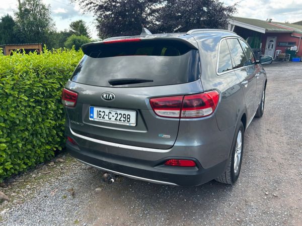 Kia Sorento Estate, Diesel, 2016, Grey