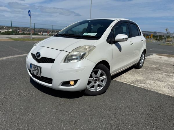 Toyota Vitz Hatchback, Petrol, 2009, White