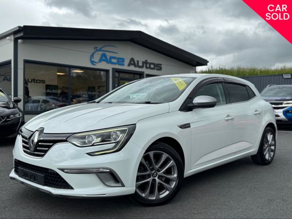Renault Megane Hatchback, Petrol, 2018, White