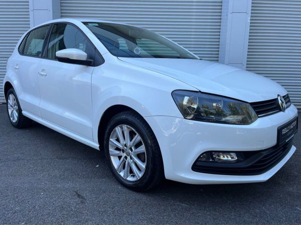 Volkswagen Polo Hatchback, Petrol, 2016, White