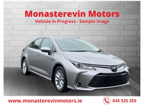Toyota Corolla Hatchback, Petrol Hybrid, 2022, Grey