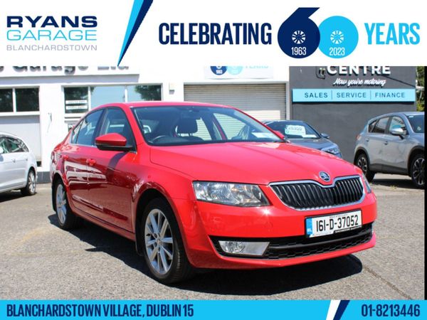 Skoda Octavia Hatchback, Diesel, 2016, Red