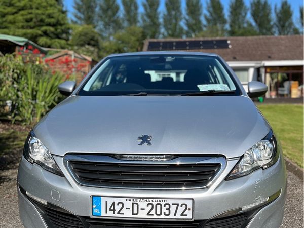 Peugeot 308 Hatchback, Diesel, 2014, Silver