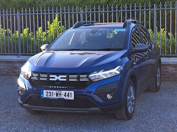 Dacia Sandero Stepway Hatchback, Petrol, 2023, Blue