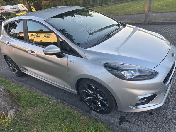 Ford Fiesta Hatchback, Petrol, 2021, Silver
