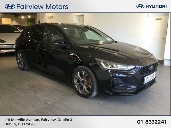 Ford Focus Hatchback, Petrol Hybrid, 2022, Black