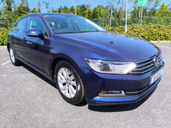 Volkswagen Passat Saloon, Diesel, 2018, Blue