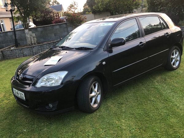 Toyota Corolla Hatchback, Petrol, 2005, Black
