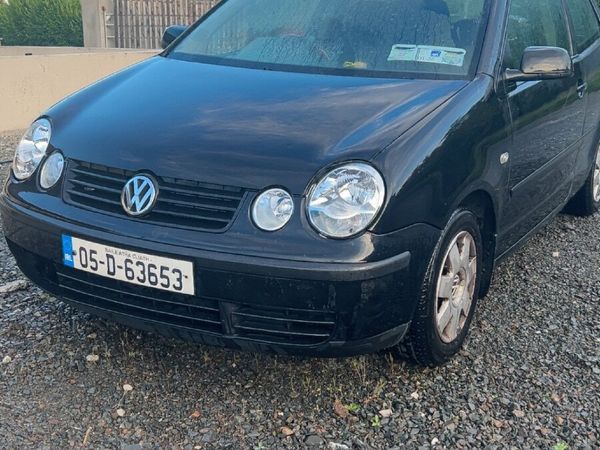 Volkswagen Polo Hatchback, Petrol, 2005, Black
