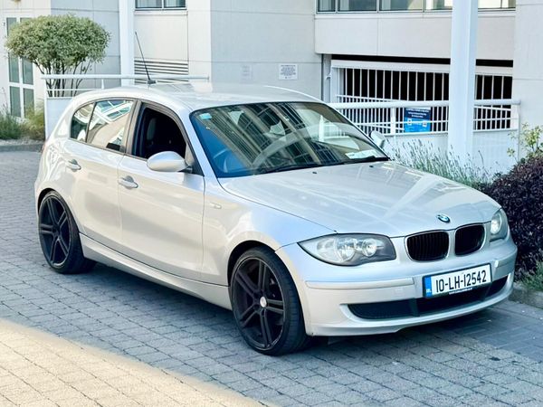BMW 1-Series Hatchback, Diesel, 2010, Silver