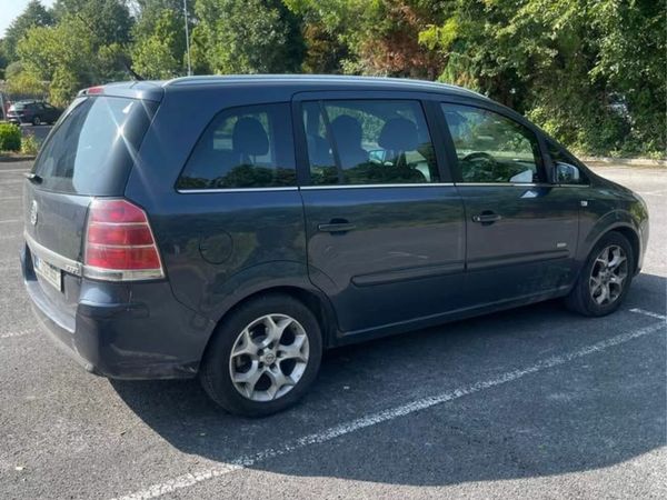 Vauxhall Zafira MPV, Diesel, 2011, Blue