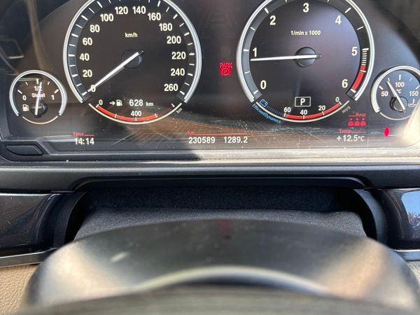BMW 5-Series Saloon, Diesel, 2014, Grey