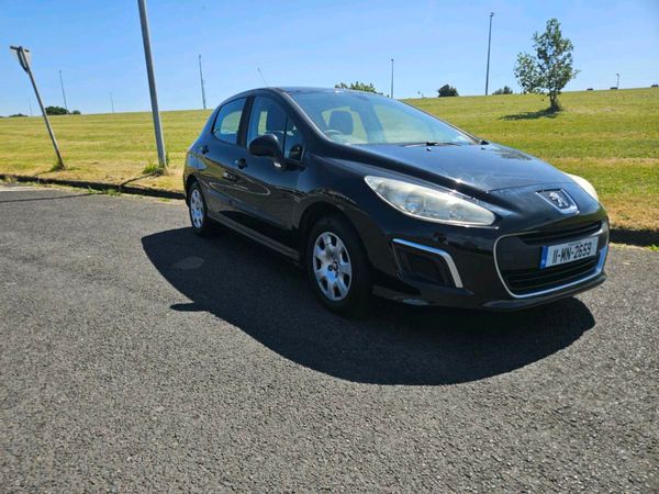 Peugeot 308 Hatchback, Diesel, 2011, Black