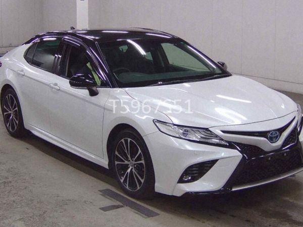 Toyota Prius Saloon, Petrol Hybrid, 2023, White