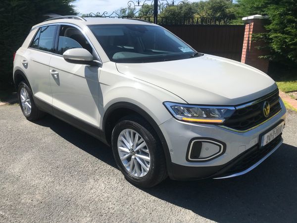 Volkswagen T-Roc SUV, Petrol, 2024, Grey