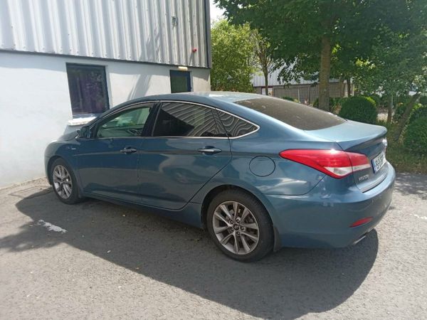 Hyundai i40 Saloon, Diesel, 2015, Blue
