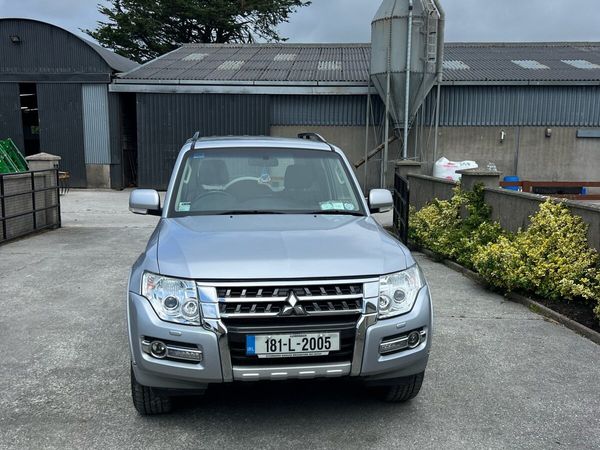 Mitsubishi Pajero SUV, Diesel, 2018, Grey