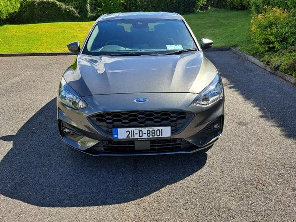 Ford Focus Hatchback, Diesel, 2021, Grey