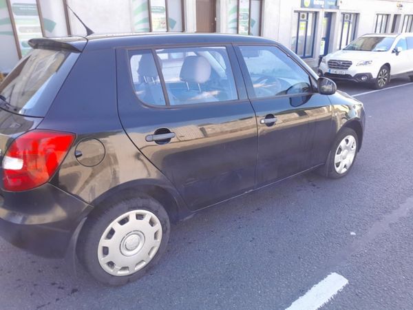 Skoda Fabia Hatchback, Petrol, 2008, Black