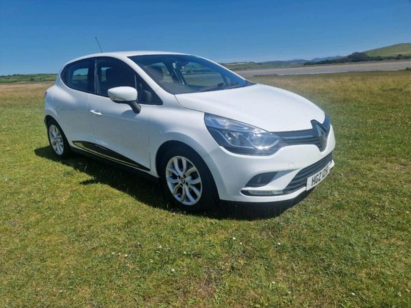 Renault Clio Hatchback, Petrol, 2017, White