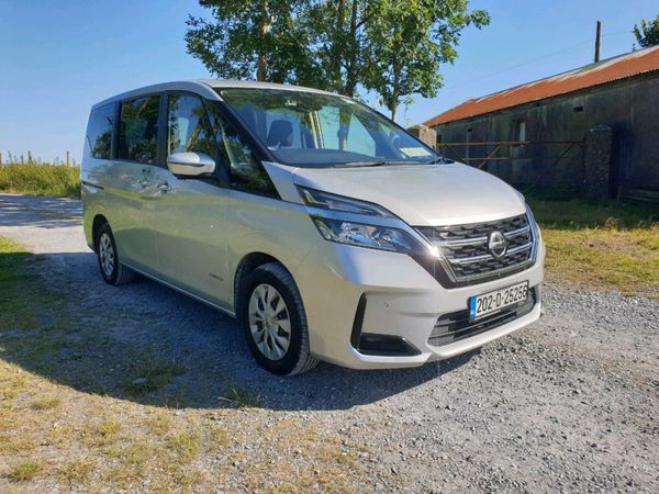 Nissan Serena MPV, Petrol, 2020, Silver