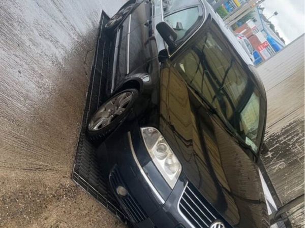 Volkswagen Passat Saloon, Diesel, 2003, Black