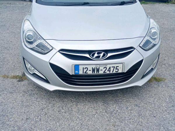 Hyundai i40 Estate, Diesel, 2012, Silver