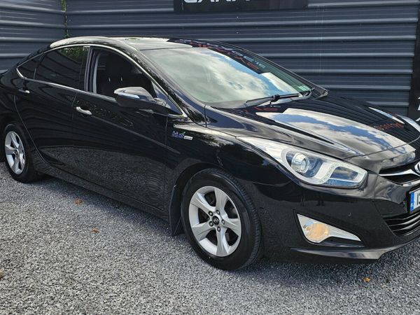 Hyundai i40 Saloon, Diesel, 2013, Black