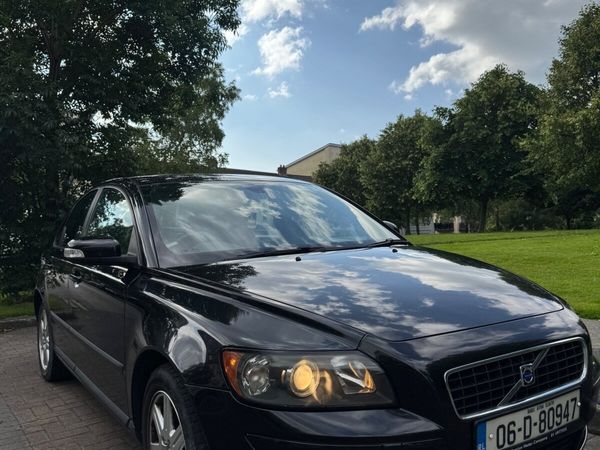 Volvo S40 Saloon, Petrol, 2006, Black