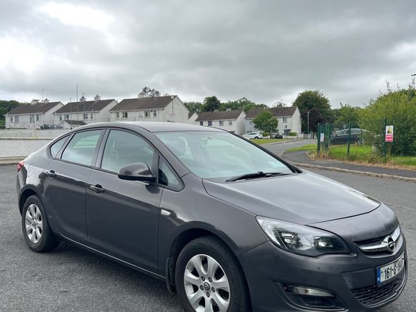 Opel Astra Saloon, Diesel, 2016, Grey
