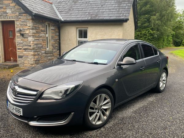 Vauxhall Insignia Hatchback, Diesel, 2014, Grey