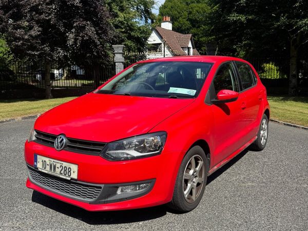 Volkswagen Polo Hatchback, Petrol, 2010, Red