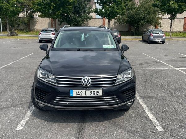 Volkswagen Touareg SUV, Diesel, 2014, Black