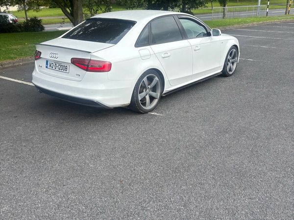 Audi A4 Saloon, Diesel, 2014, White