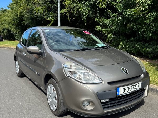 Renault Clio Hatchback, Ethanol Petrol, 2010, Gold