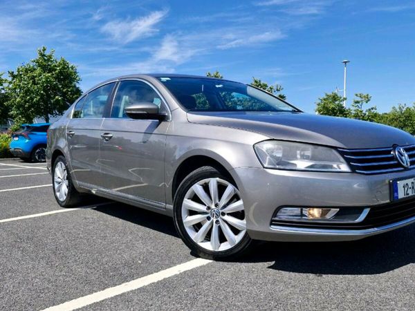 Volkswagen Passat Saloon, Diesel, 2012, Brown
