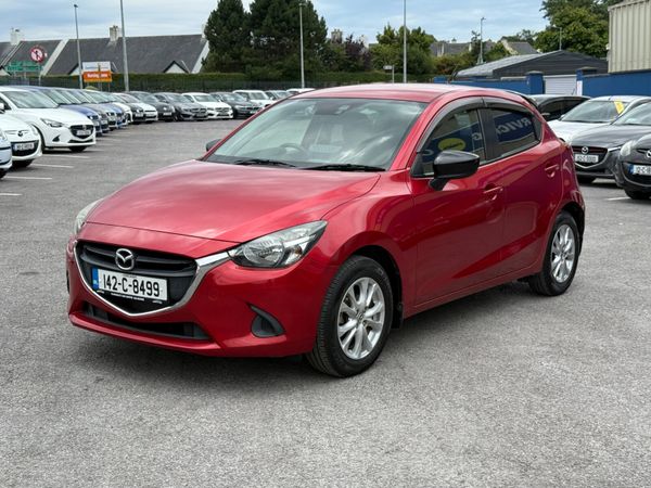 Mazda Demio Hatchback, Petrol, 2014, Red