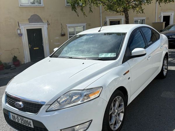 Ford Mondeo Saloon, Diesel, 2008, White