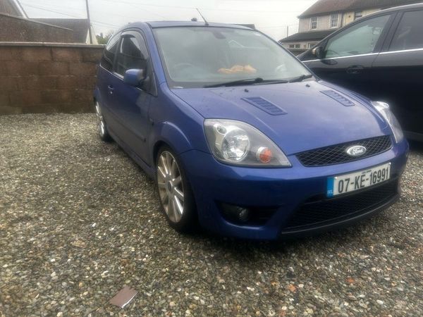 Ford Fiesta Hatchback, Petrol, 2007, Blue