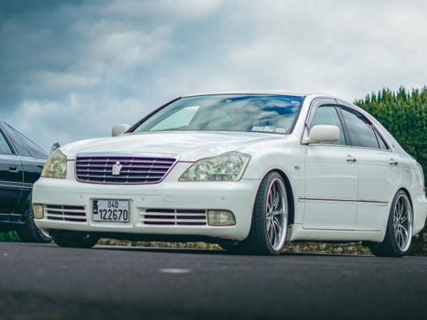 Toyota Crown Saloon, Petrol, 2004, White
