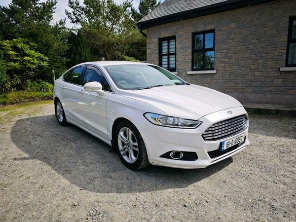 Ford Mondeo Hatchback, Diesel, 2016, White