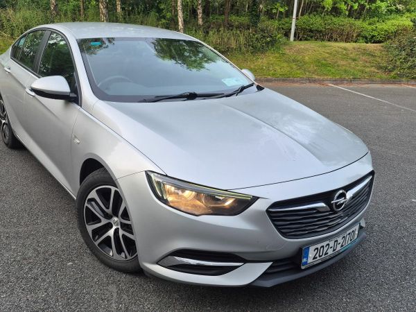 Opel Insignia Hatchback, Diesel, 2020, Grey