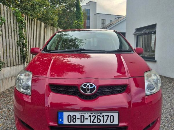 Toyota Auris Hatchback, Diesel, 2008, Red